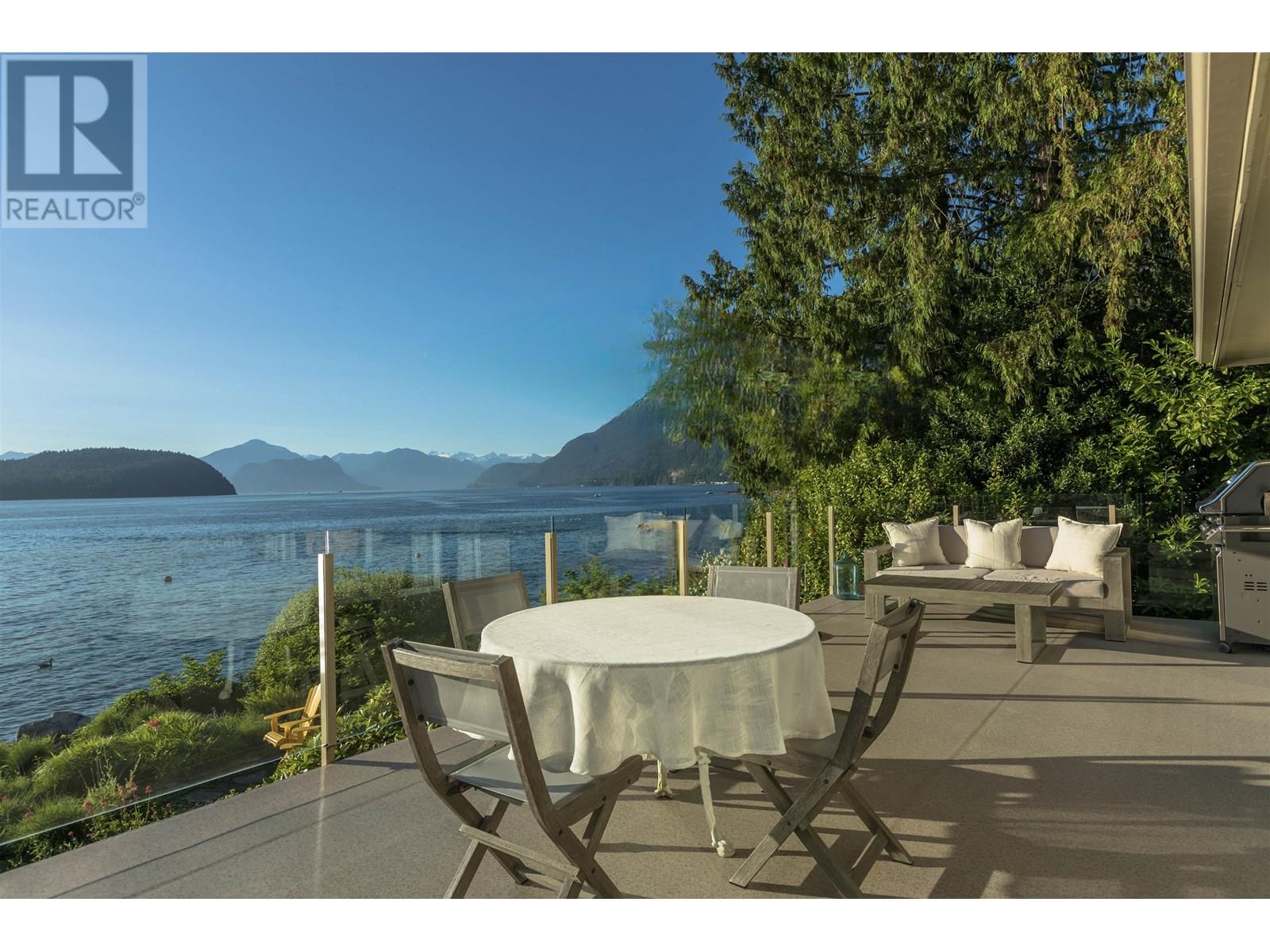 8665 Lawrence Way, West Vancouver, British Columbia  V7W 2T7 - Photo 19 - R3029575