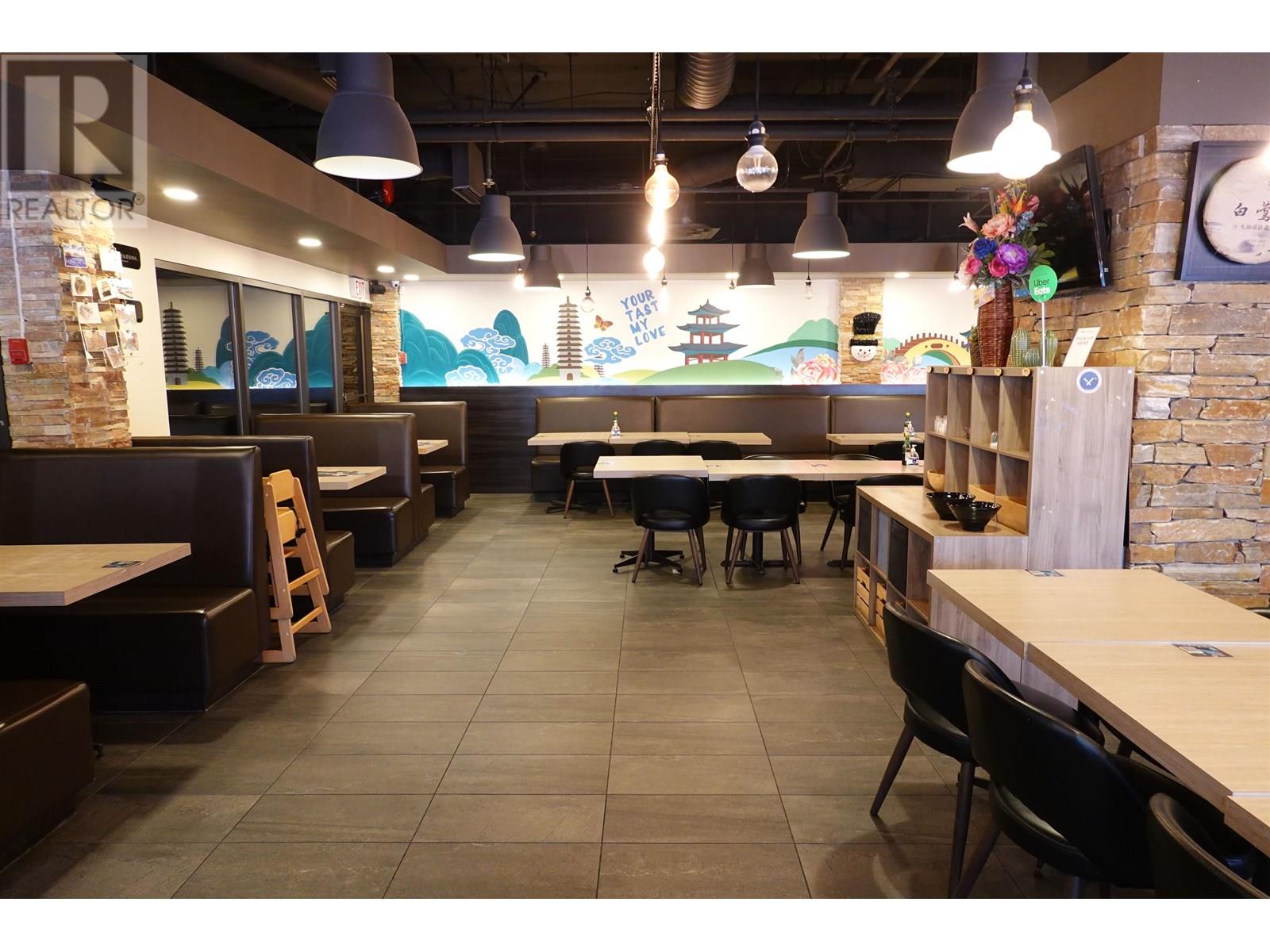 111-113 3030 Lincoln Avenue, Coquitlam, British Columbia  V3B 6B4 - Photo 3 - C8070958