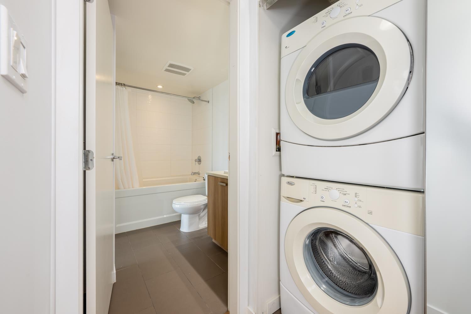3305 13325 102a Avenue, Surrey, British Columbia  V3T 0J5 - Photo 13 - R3029240