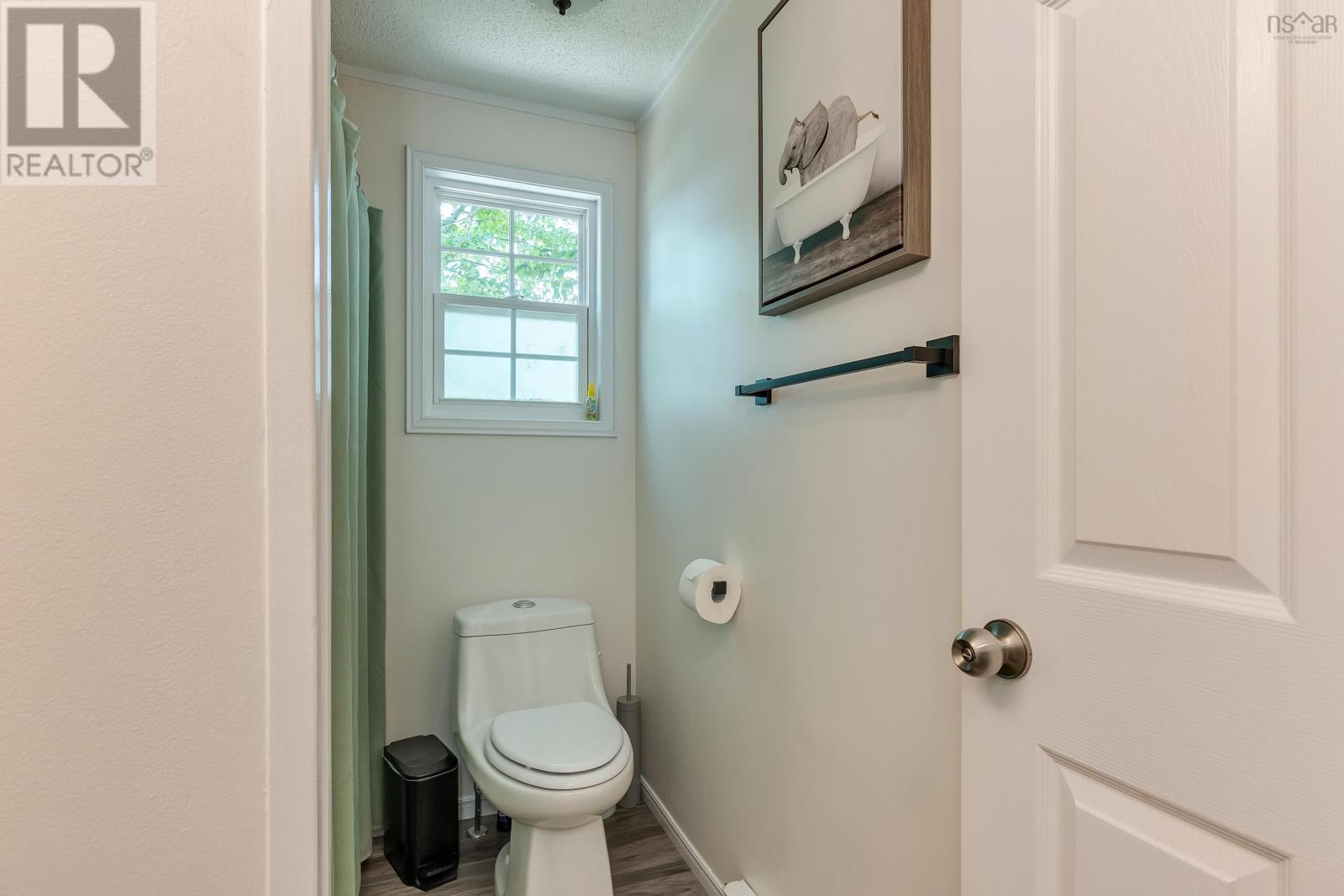 25 Champlain Avenue, Middle Sackville, Nova Scotia  B4E 3B2 - Photo 19 - 202518404