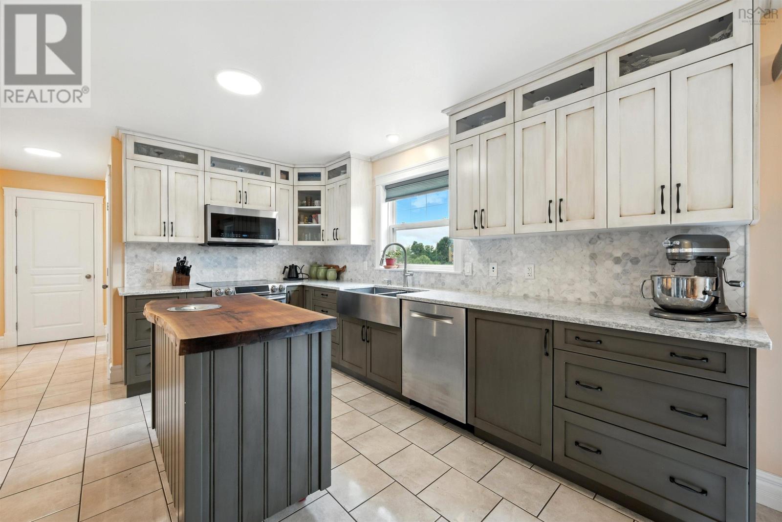 8/10 Bailey Drive, Garlands Crossing, Nova Scotia  B0N 2T0 - Photo 10 - 202518409