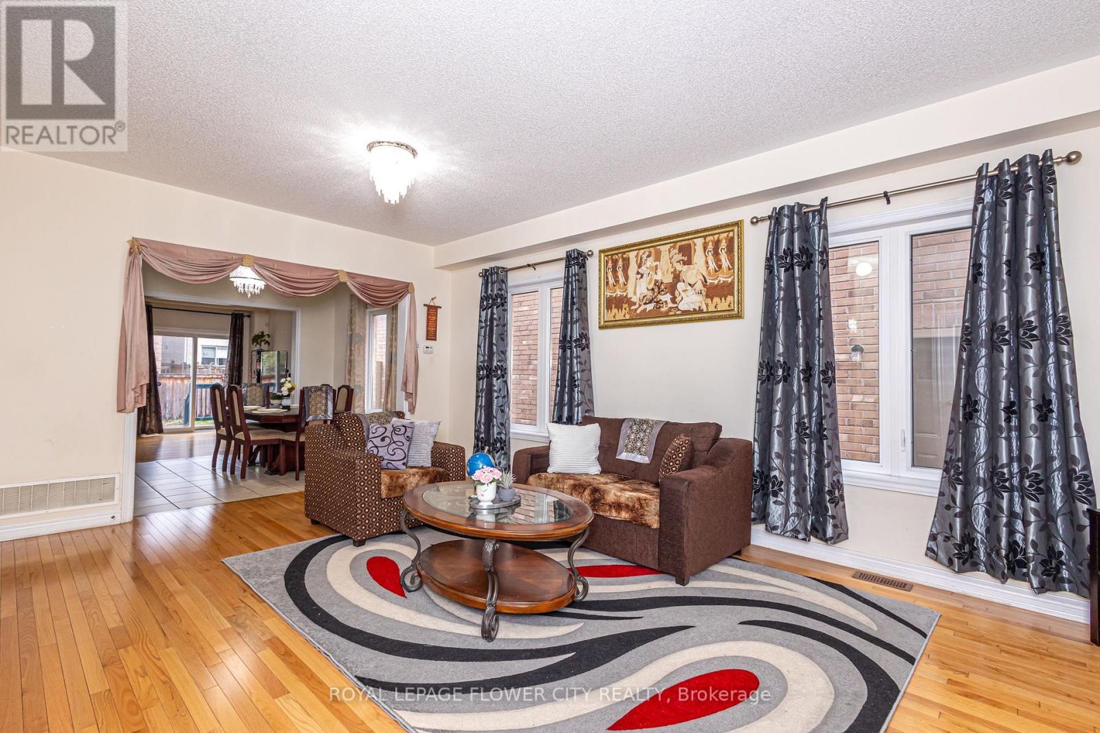 Property at 8 WASHBURN ROAD image 4
