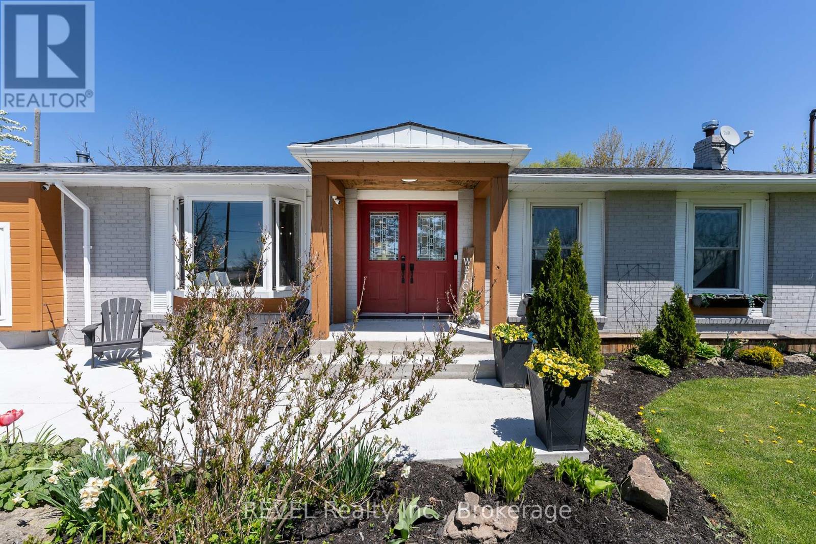 Property at 350 KEMP ROAD W image 2