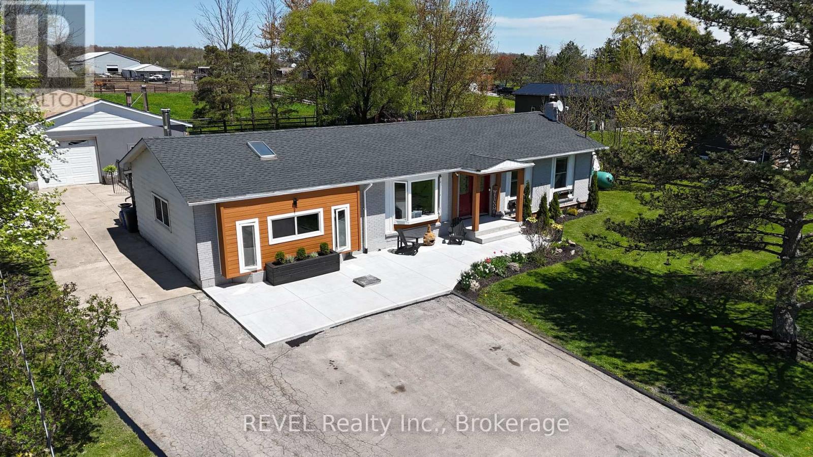 Property at 350 KEMP ROAD W image 4