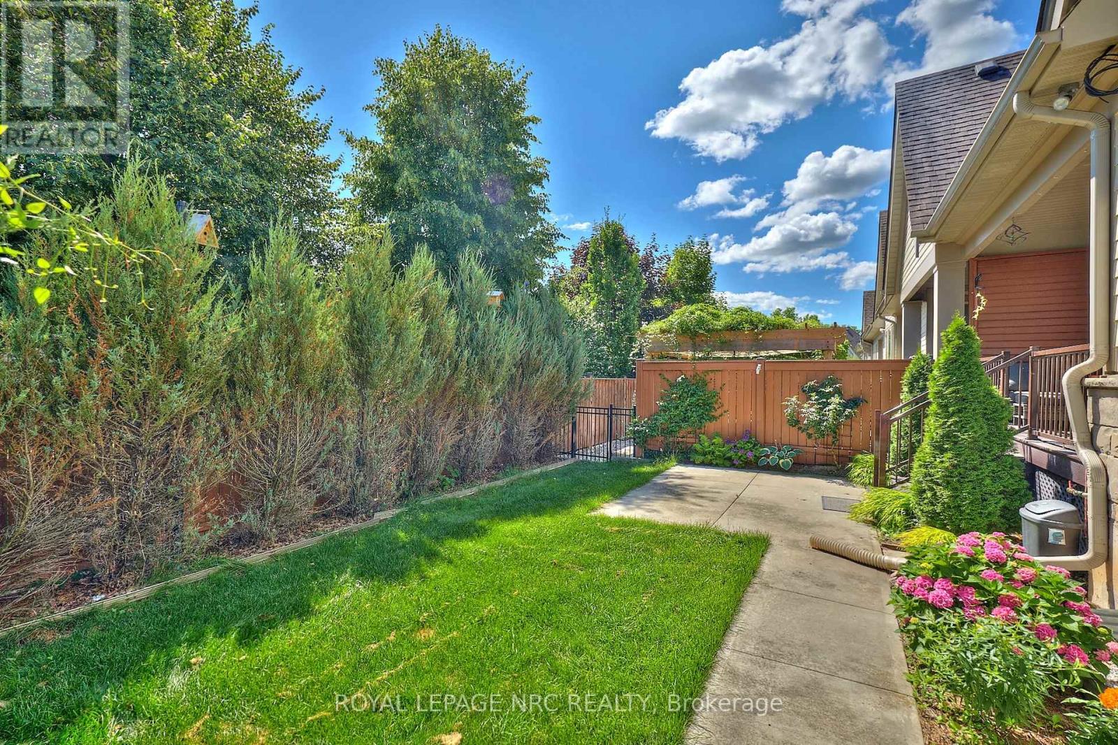 19 Francesco Crescent, St. Catharines, Ontario  L2S 4C7 - Photo 30 - X12301565