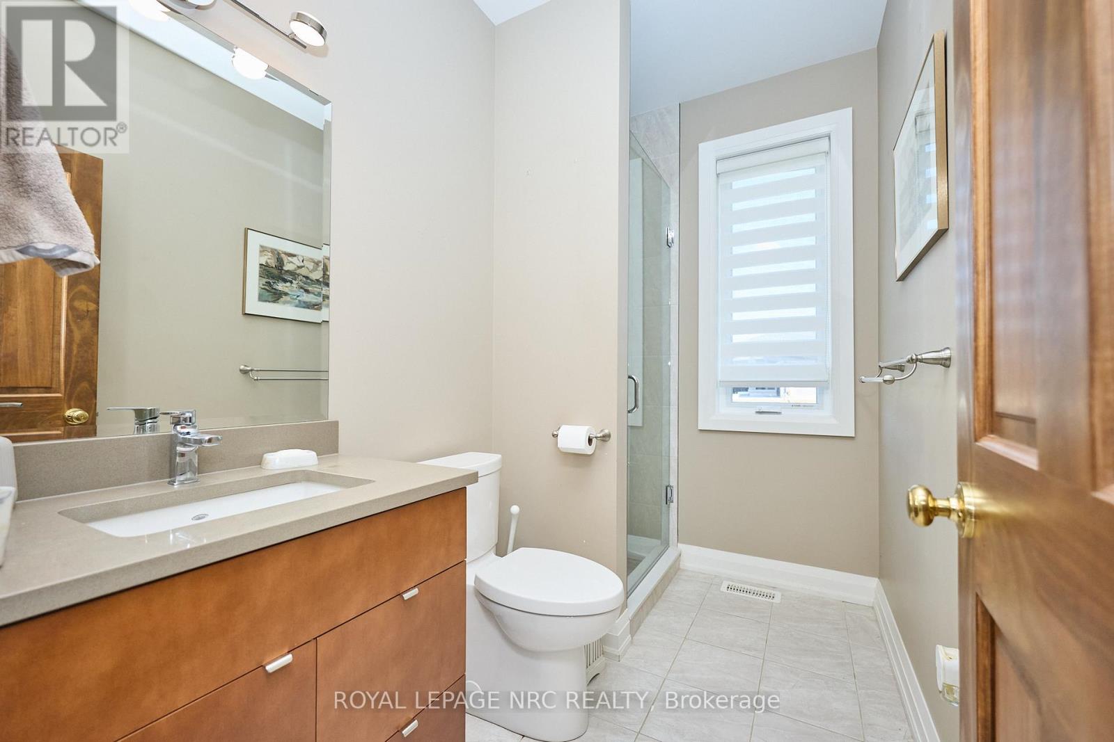 19 Francesco Crescent, St. Catharines, Ontario  L2S 4C7 - Photo 7 - X12301565