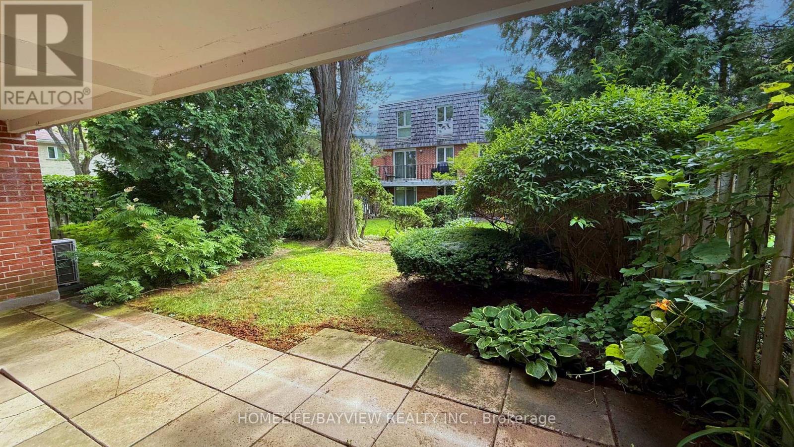 85 Crimson Millway, Toronto, Ontario  M2L 1T8 - Photo 7 - C12301520