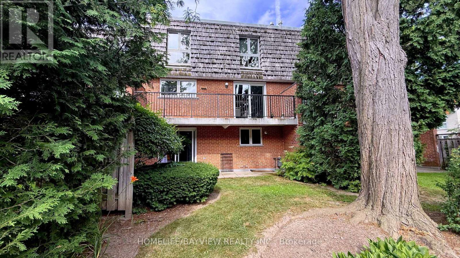 85 Crimson Millway, Toronto, Ontario  M2L 1T8 - Photo 8 - C12301520