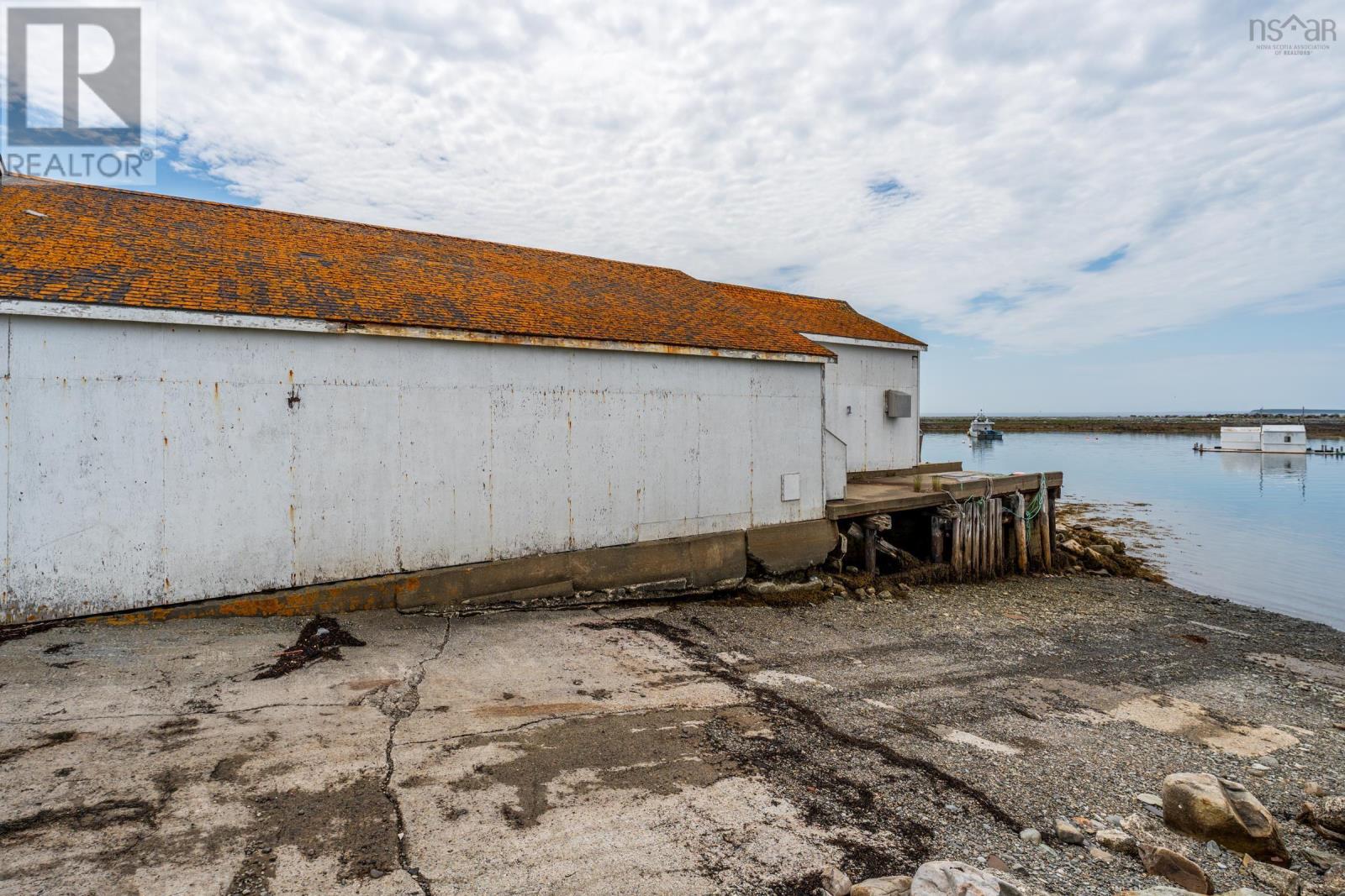 389 Abbotts Harbour Road, Middle West Pubnico, Nova Scotia  B0W 3S0 - Photo 40 - 202517874