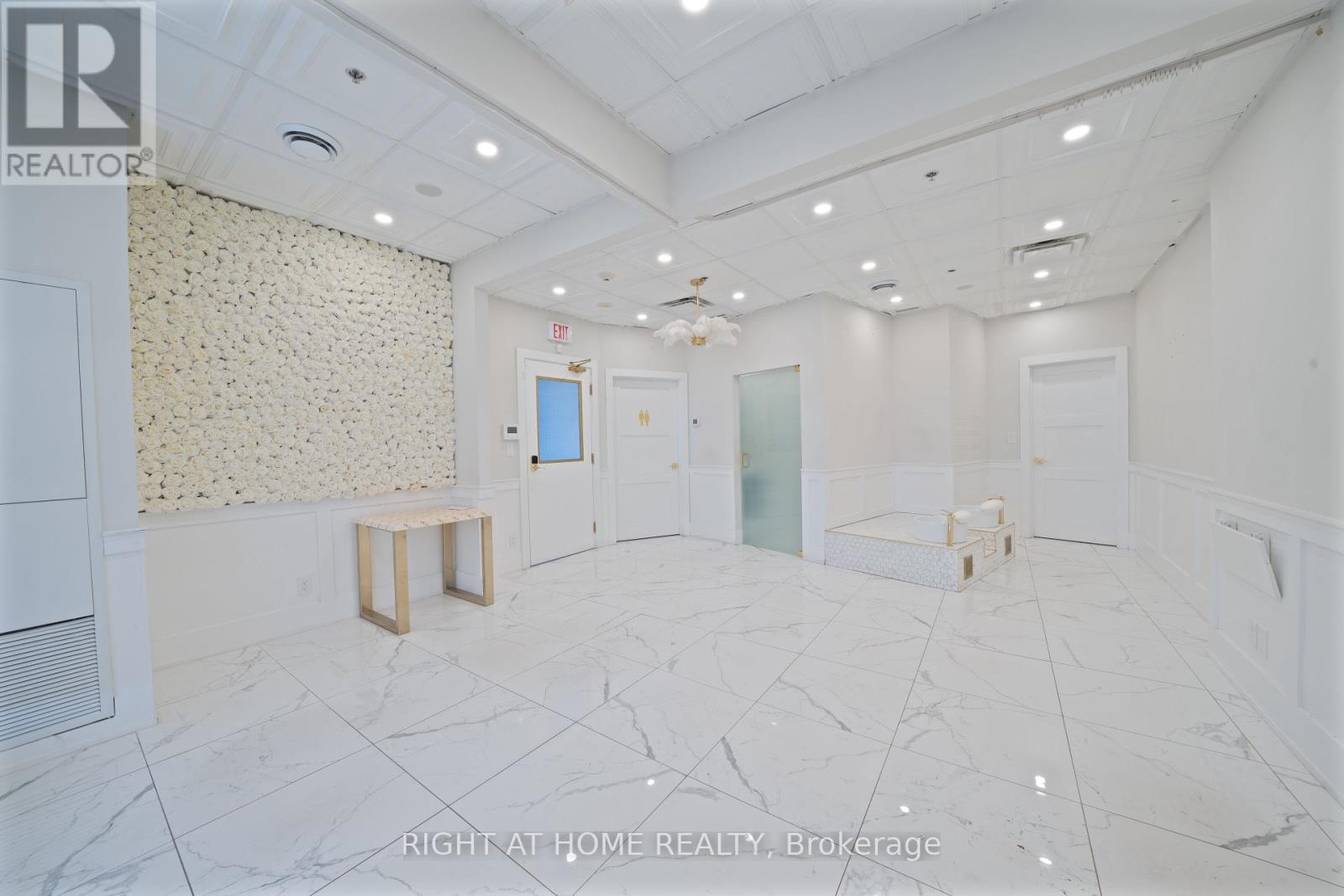 3 - 7730 Kipling Avenue, Vaughan, Ontario  L4L 1Y9 - Photo 13 - N12301613