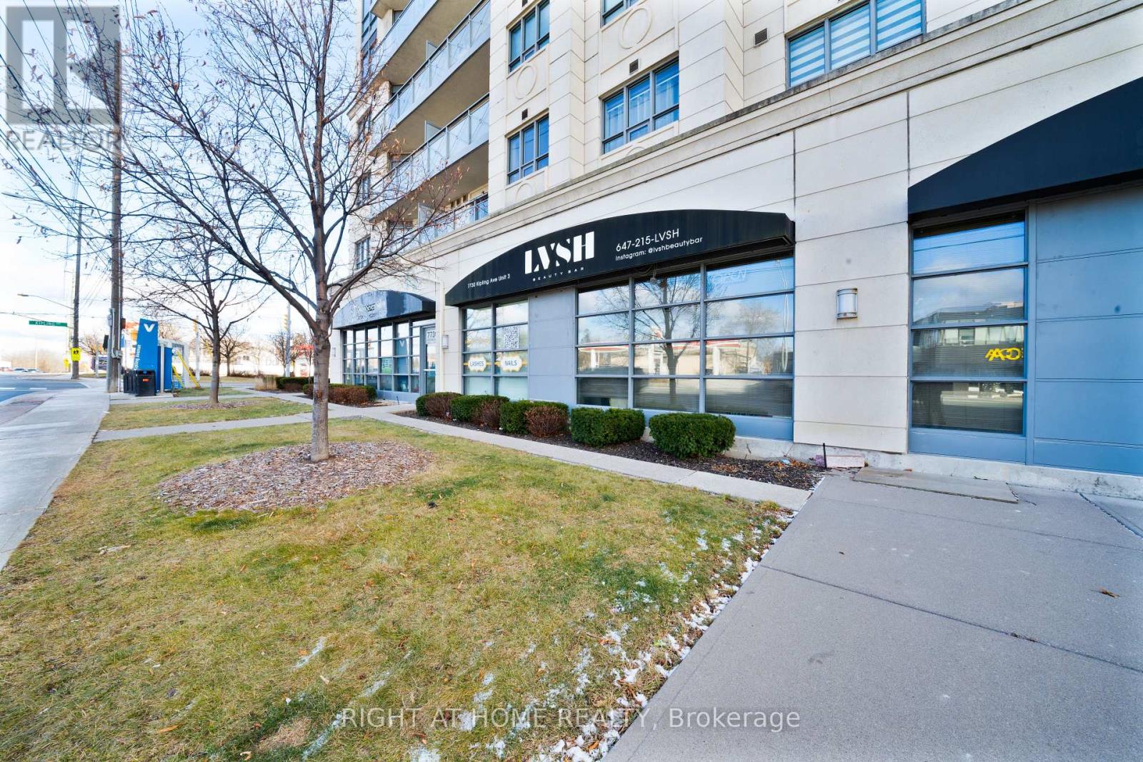 3 - 7730 Kipling Avenue, Vaughan, Ontario  L4L 1Y9 - Photo 3 - N12301613