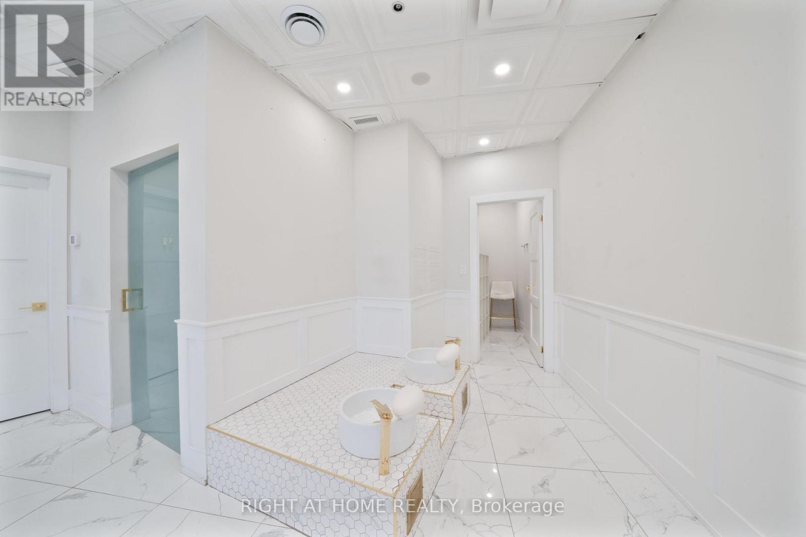 3 - 7730 Kipling Avenue, Vaughan, Ontario  L4L 1Y9 - Photo 7 - N12301613