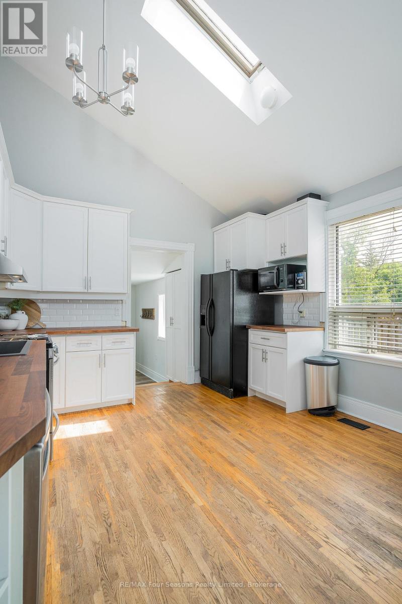 43 Cedar Street, Collingwood, Ontario  L9Y 3A4 - Photo 15 - S12268686