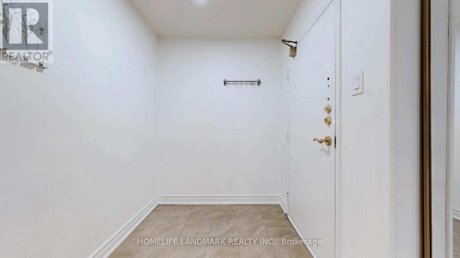 107 - 2185 Marine Drive, Oakville, Ontario  L6L 5L6 - Photo 25 - W12301606