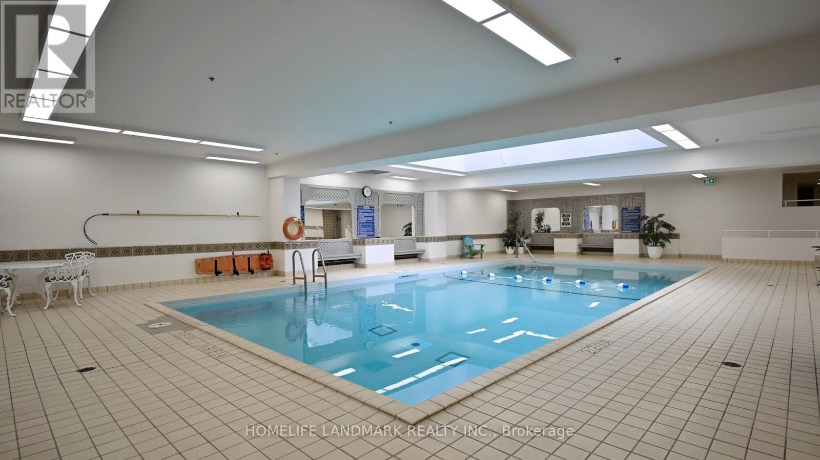 107 - 2185 Marine Drive, Oakville, Ontario  L6L 5L6 - Photo 29 - W12301606