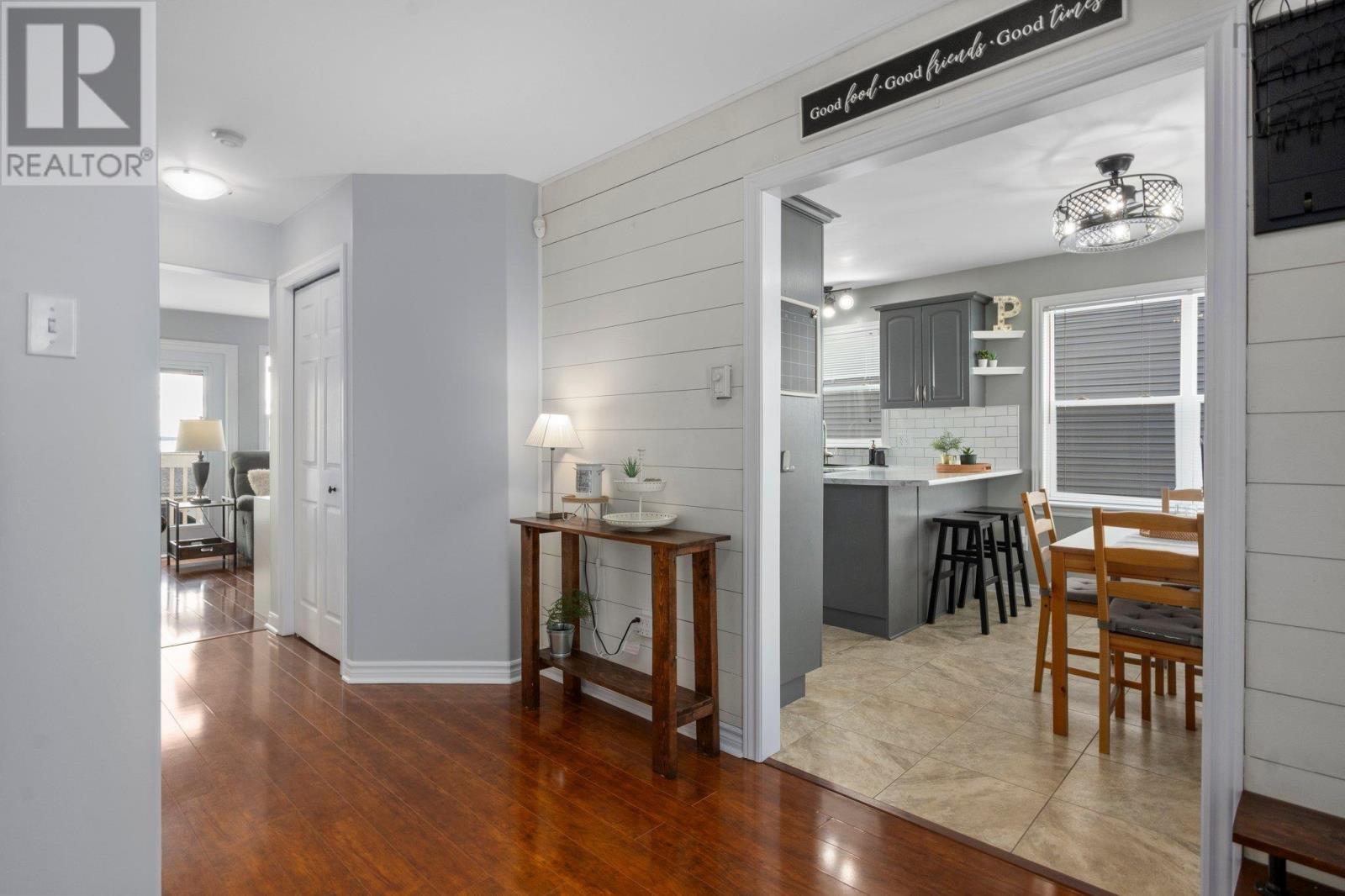 Property at 60 Sea Spray Dr image 4