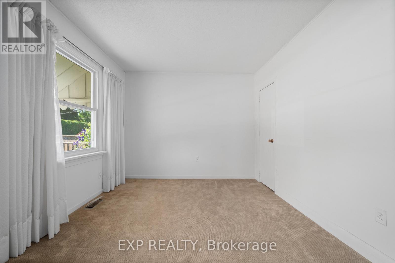 361 Picton Main Street, Prince Edward County (Picton Ward), Ontario  K0K 2T0 - Photo 13 - X12301634