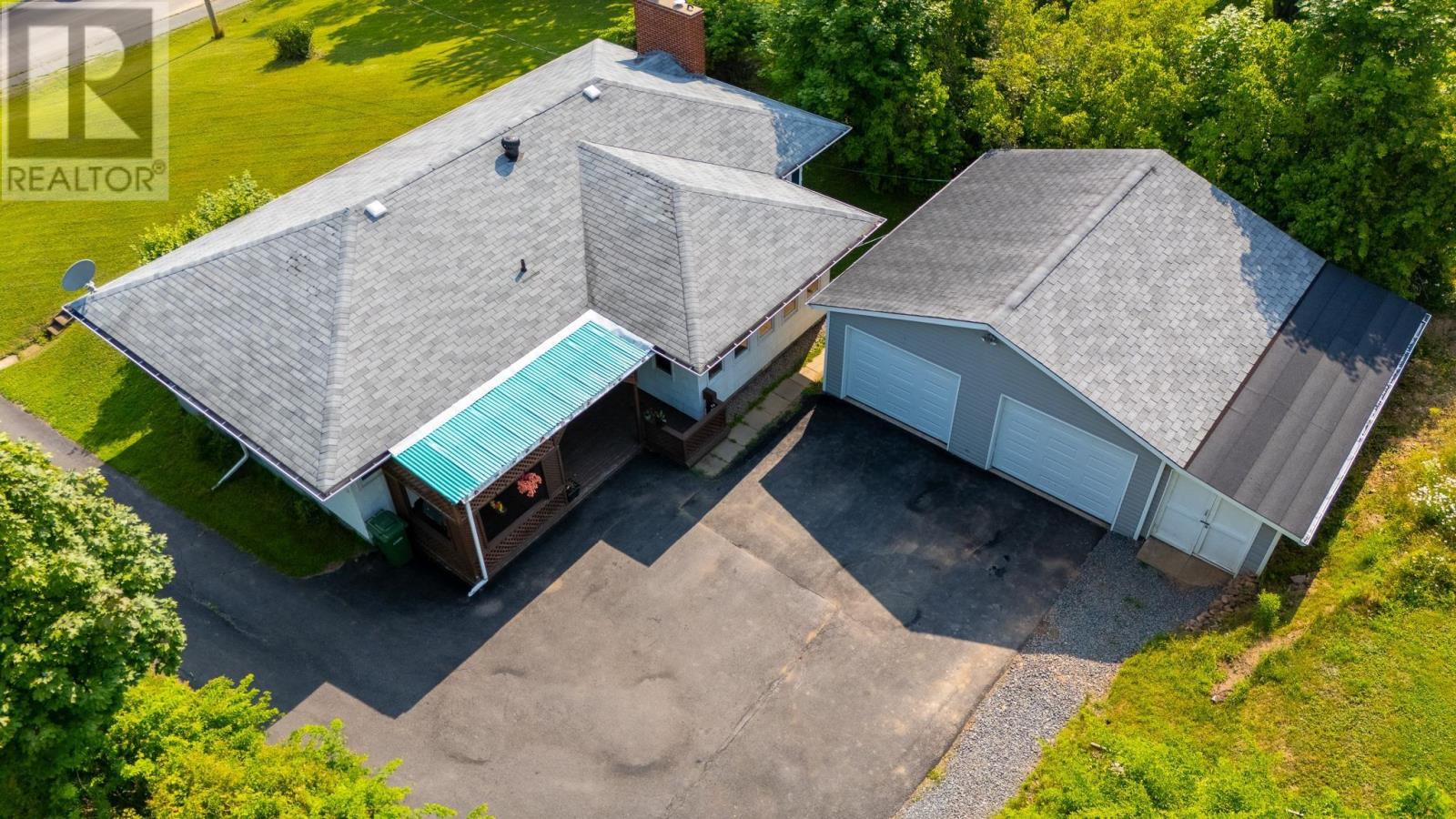 21 Maple Avenue, Hantsport, Nova Scotia  B0P 1P0 - Photo 3 - 202517970