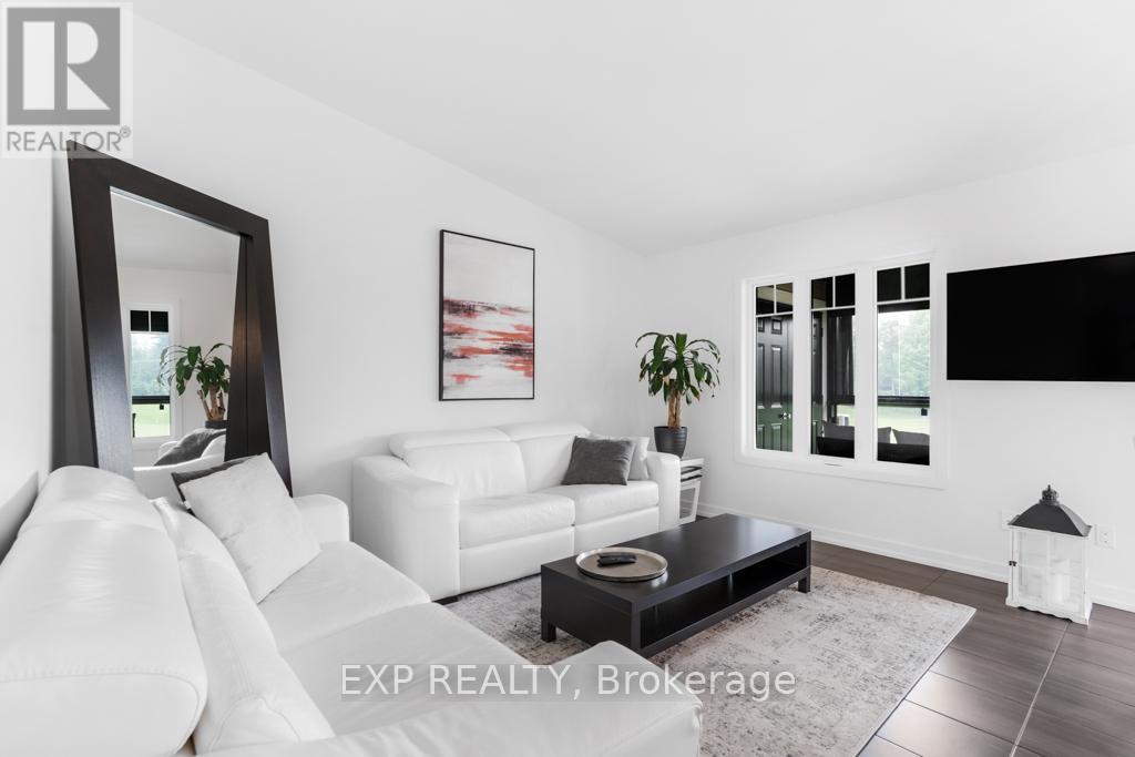 225 - 292 Masters Lane, Clarence-Rockland, Ontario  K4K 0K5 - Photo 7 - X12261845