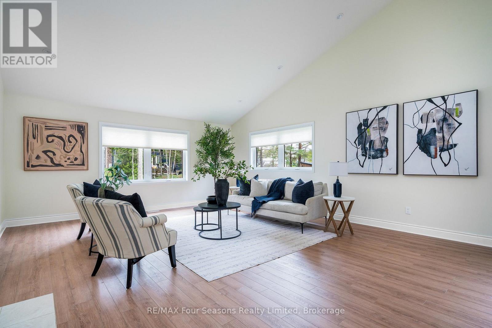 19 Currie Avenue, Collingwood, Ontario  L9Y 0X2 - Photo 8 - S12301628