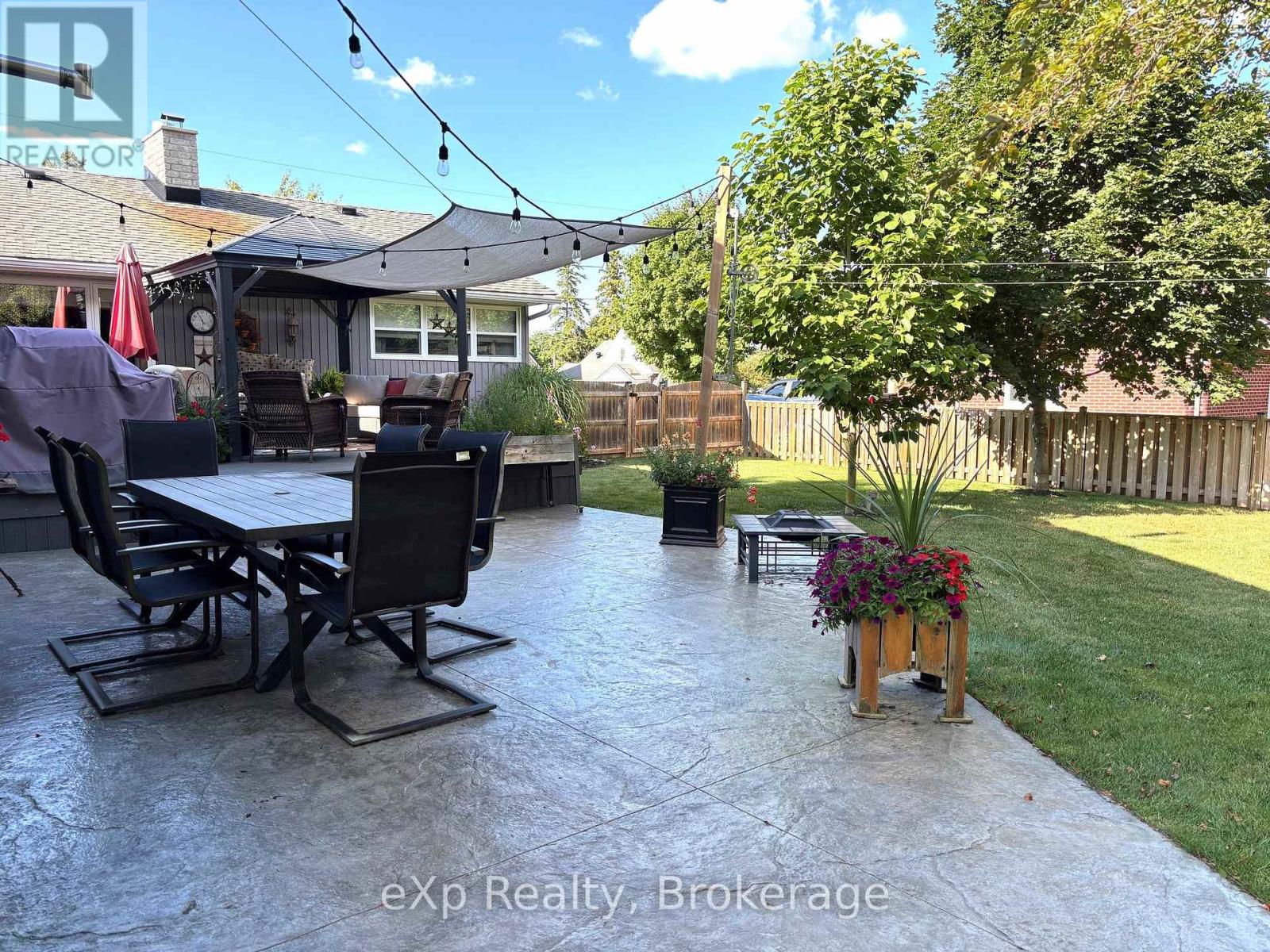 9 Johnstone Boulevard, Brockton, Ontario  N0G 2V0 - Photo 12 - X12301618