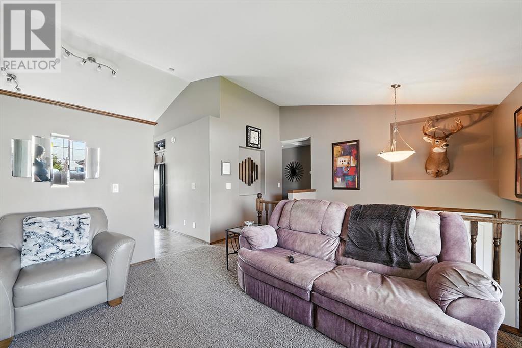 Property at 179 Issard Close image 4