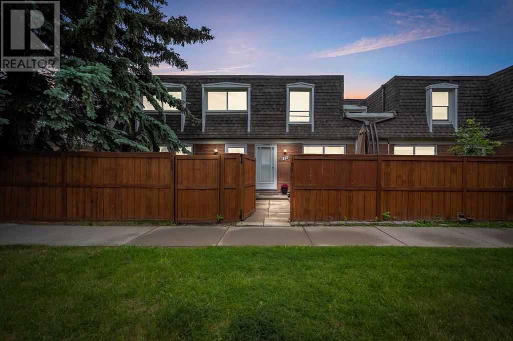 Property at 151, 330 Canterbury Drive SW image 1