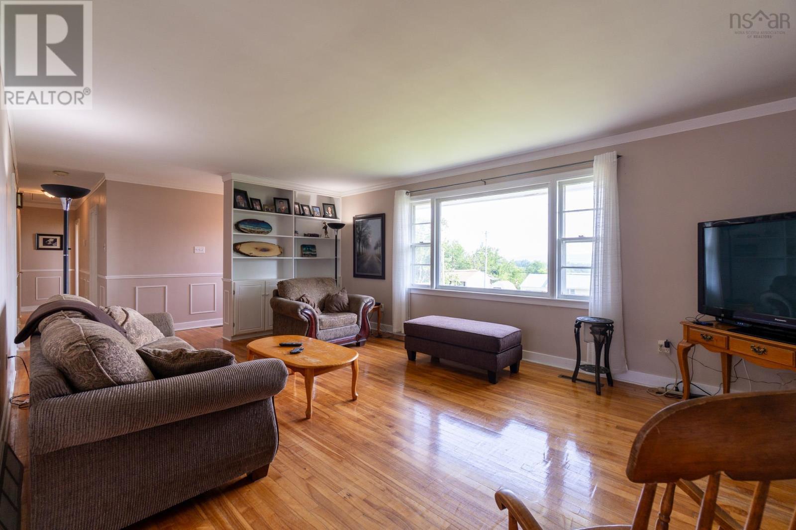 21 Maple Avenue, Hantsport, Nova Scotia  B0P 1P0 - Photo 9 - 202517970