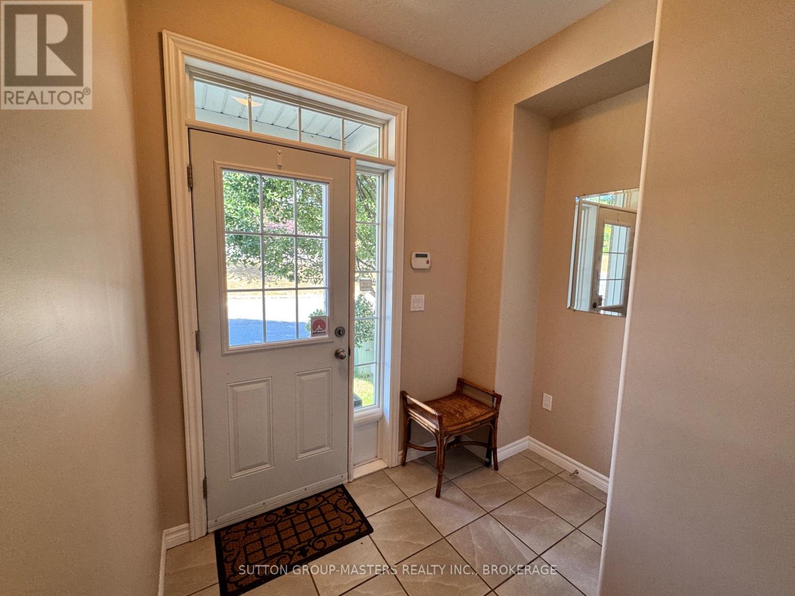 835 Newmarket Lane, Kingston, Ontario K7K 0C8 - Photo 3 - X12301654