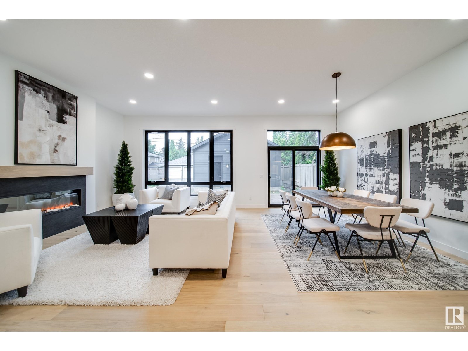 Property at 40A VALLEYVIEW CR NW image 3
