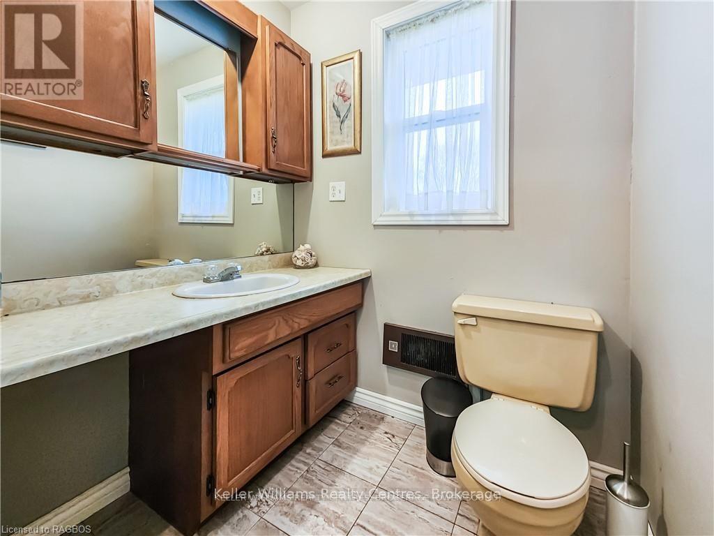 9 Mill Street, Kincardine, Ontario  N0G 2T0 - Photo 12 - X12301671