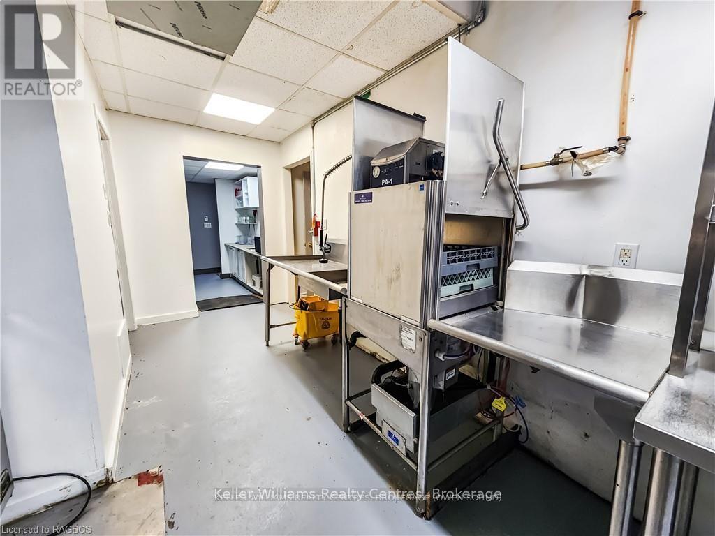 9 Mill Street, Kincardine, Ontario  N0G 2T0 - Photo 18 - X12301675