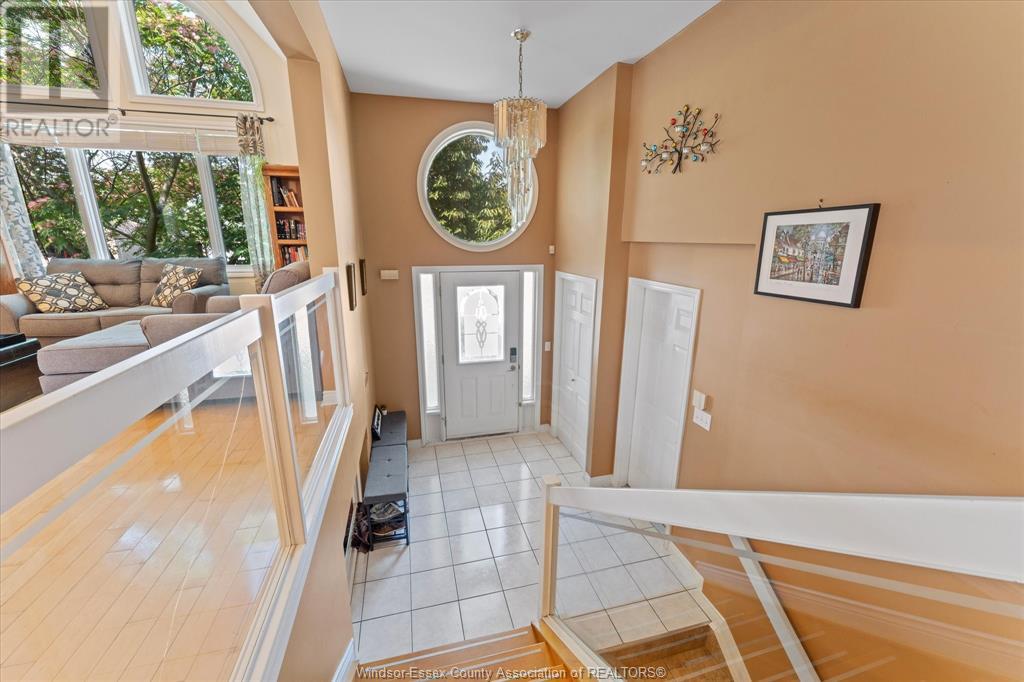 Property at 560 Revland DRIVE image 5