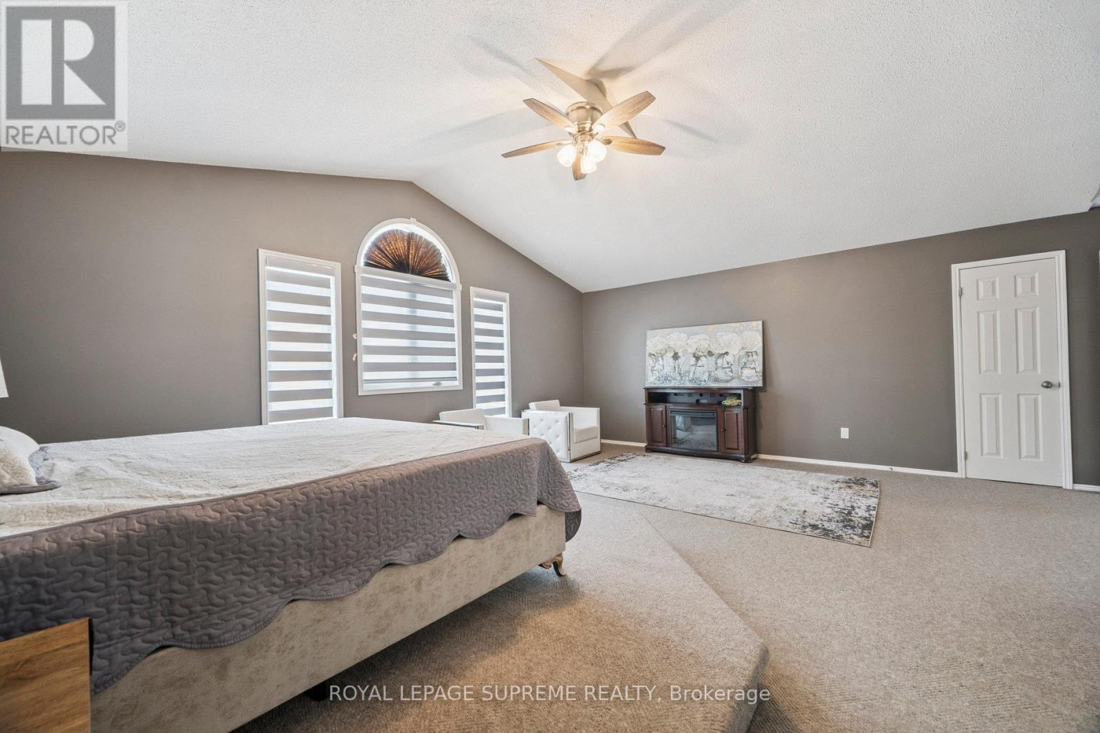 635 Grand View Avenue, London South, Ontario  N6K 3G1 - Photo 23 - X12300158