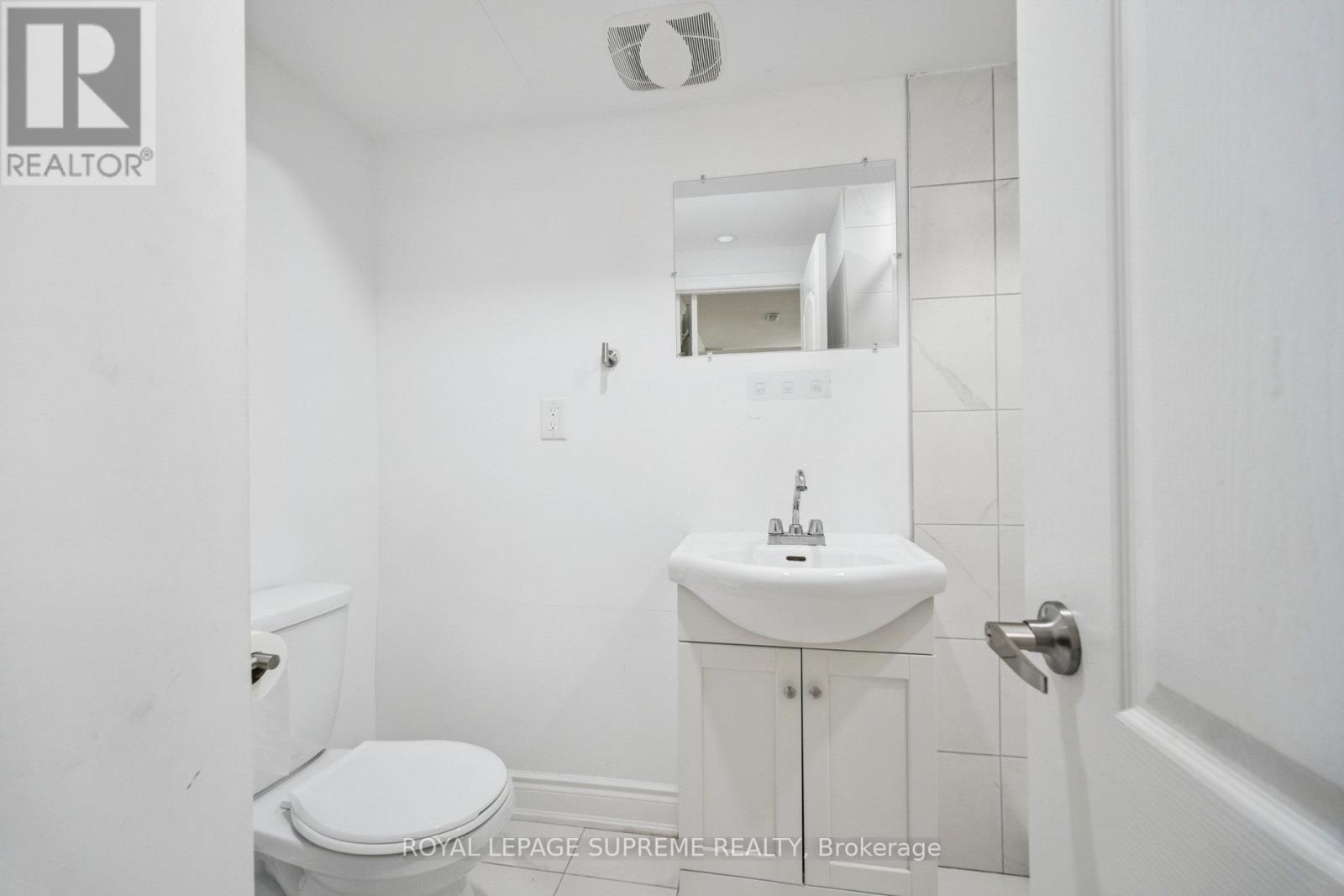 635 Grand View Avenue, London South, Ontario  N6K 3G1 - Photo 43 - X12300158