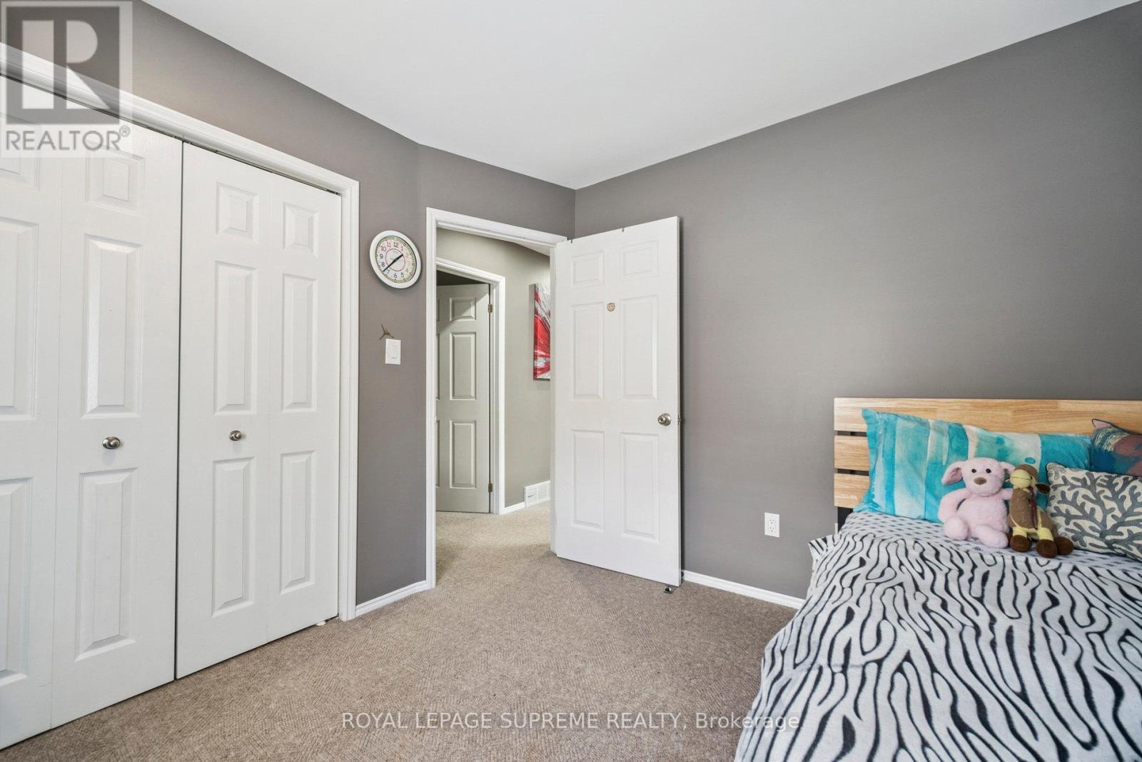 635 Grand View Avenue, London South, Ontario  N6K 3G1 - Photo 31 - X12300158