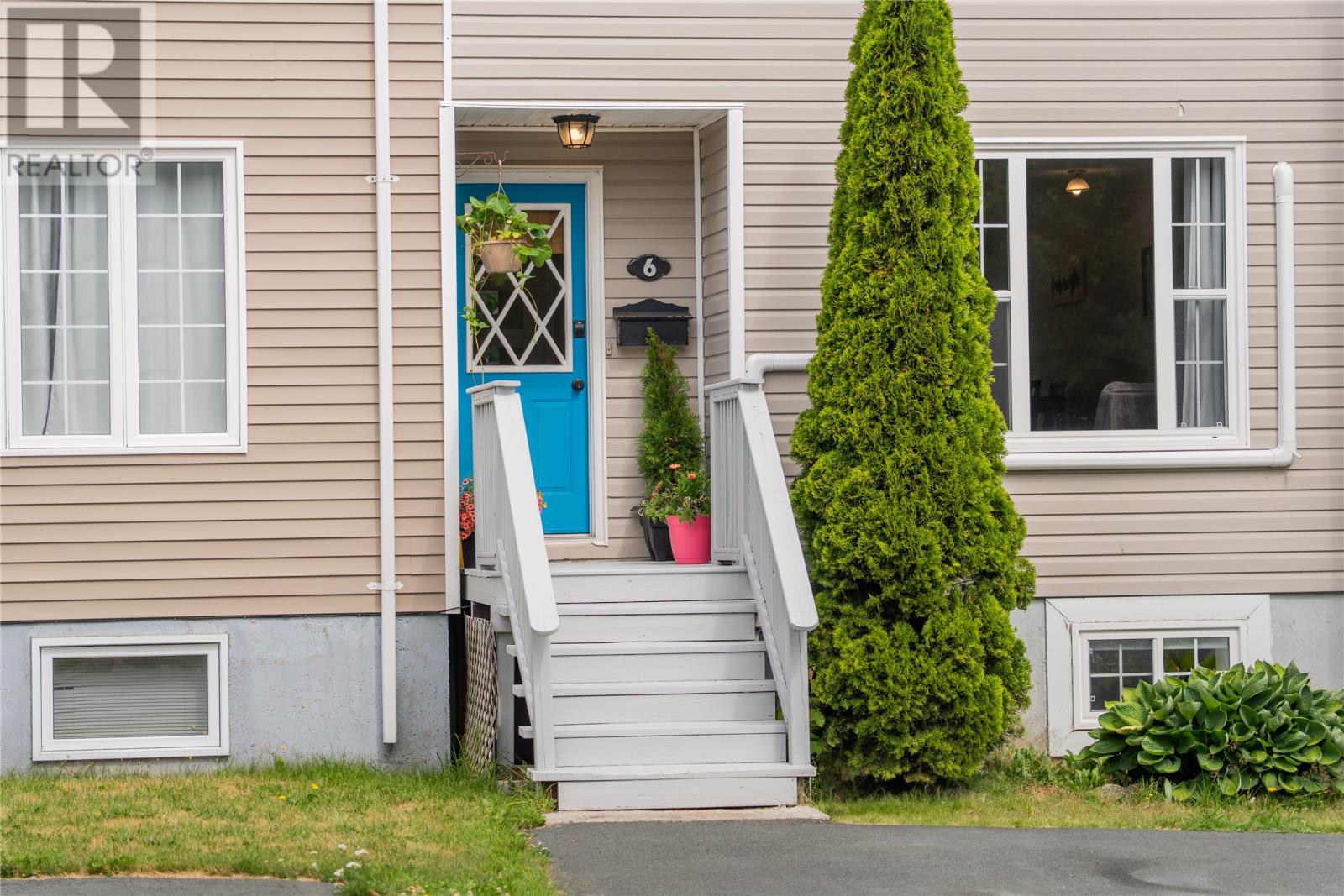 Property at 6 Tweedsmuir Place image 5