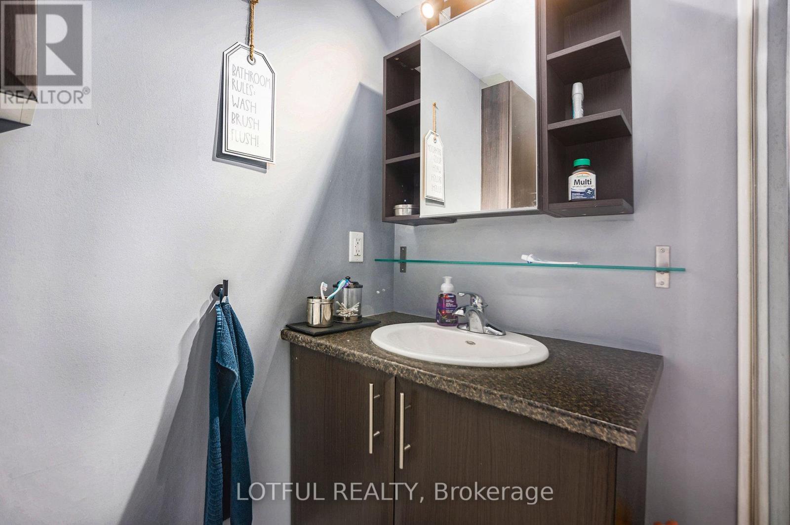 A - 2016 Dorima Street, Ottawa, Ontario  K4A 0X5 - Photo 16 - X12301707