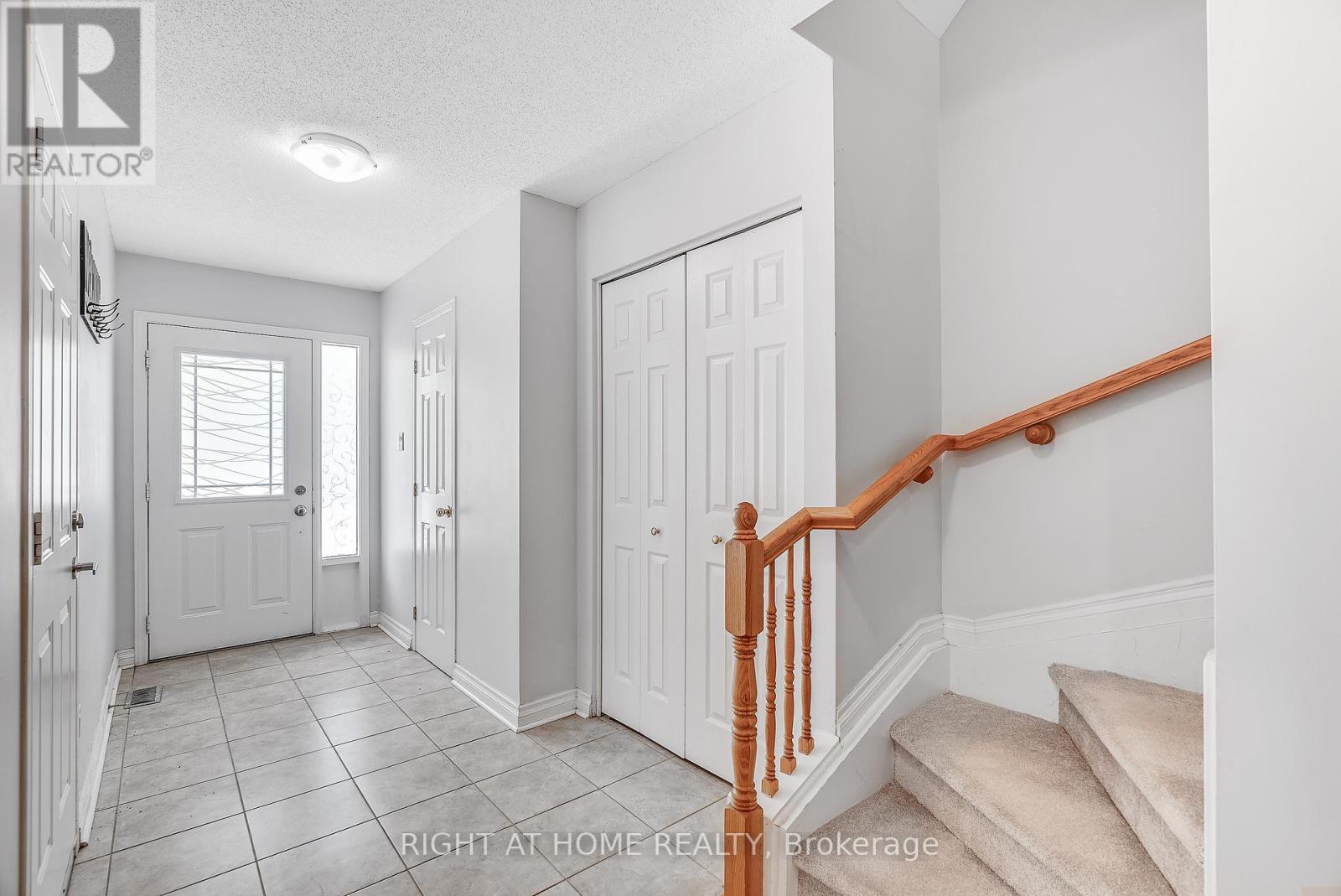 Property at 134 FORDHAM PRIVATE image 3