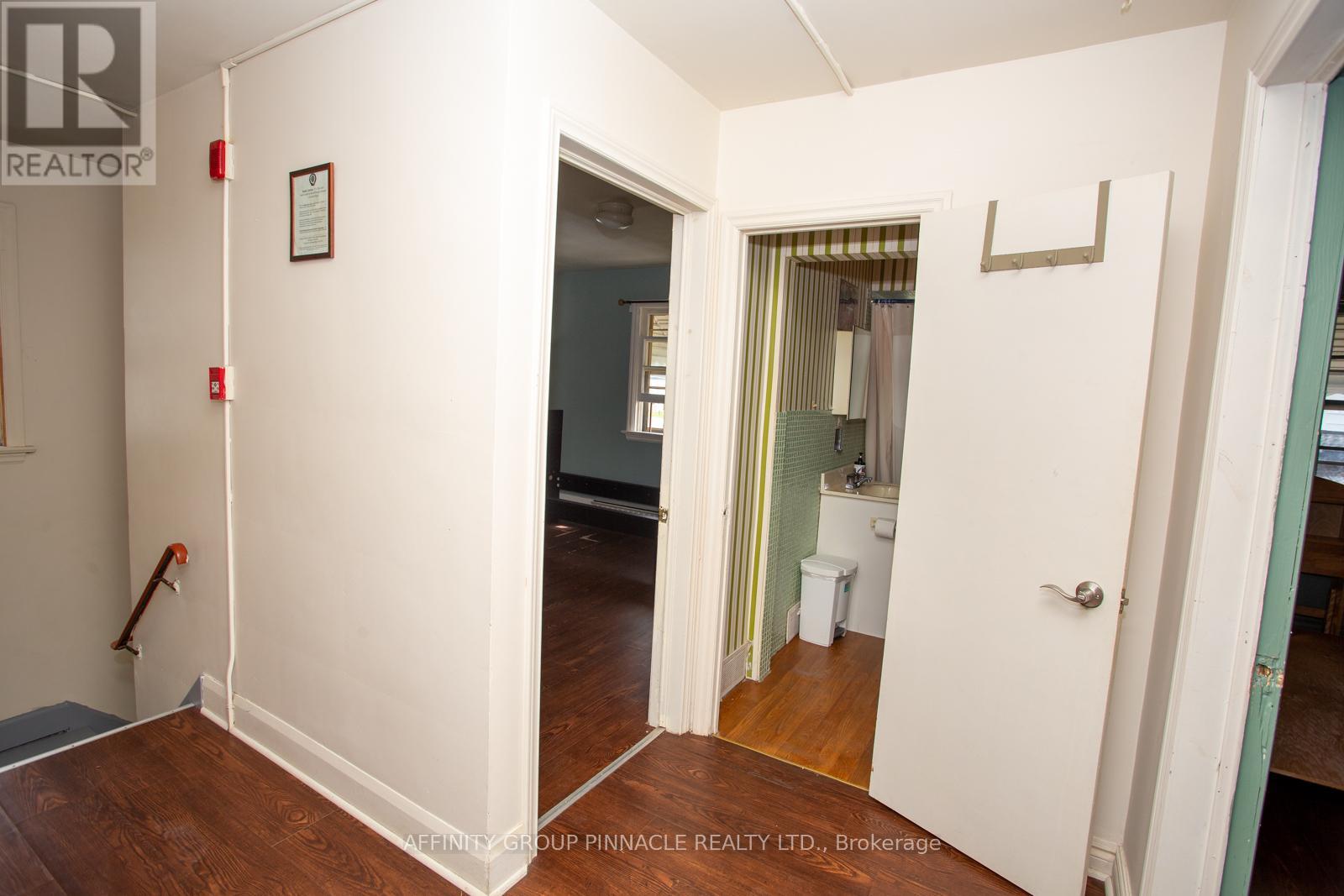 103 Durham Street W, Kawartha Lakes, Ontario  K9V 2R2 - Photo 35 - X12301741