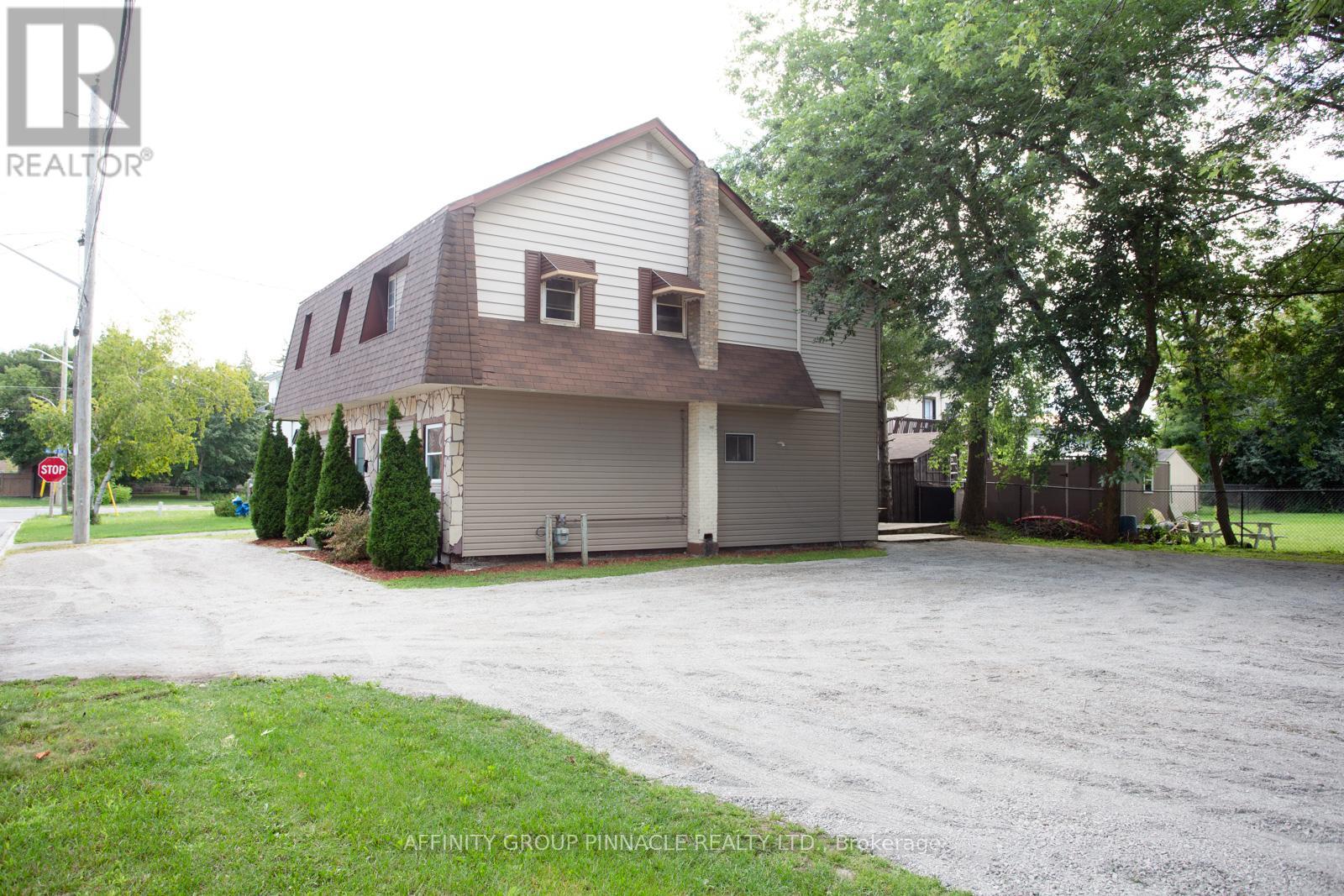 103 Durham Street W, Kawartha Lakes, Ontario  K9V 2R2 - Photo 4 - X12301741