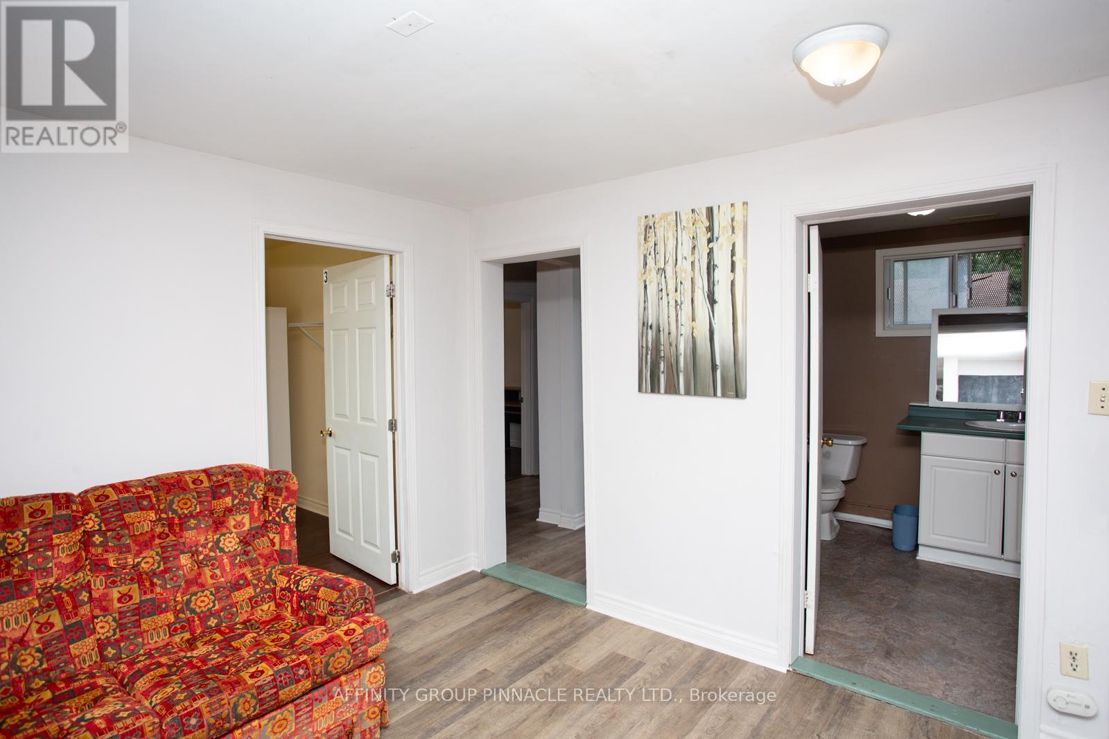 103 Durham Street W, Kawartha Lakes, Ontario  K9V 2R2 - Photo 9 - X12301741