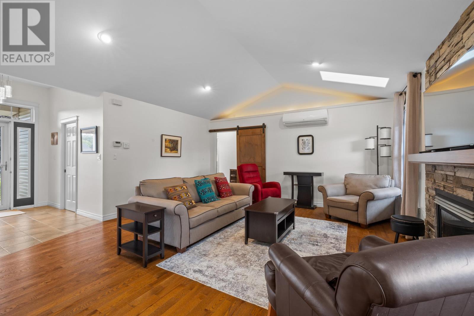 102 Primrose Drive, Cornwall, Prince Edward Island  C0A 1H4 - Photo 8 - 202518434