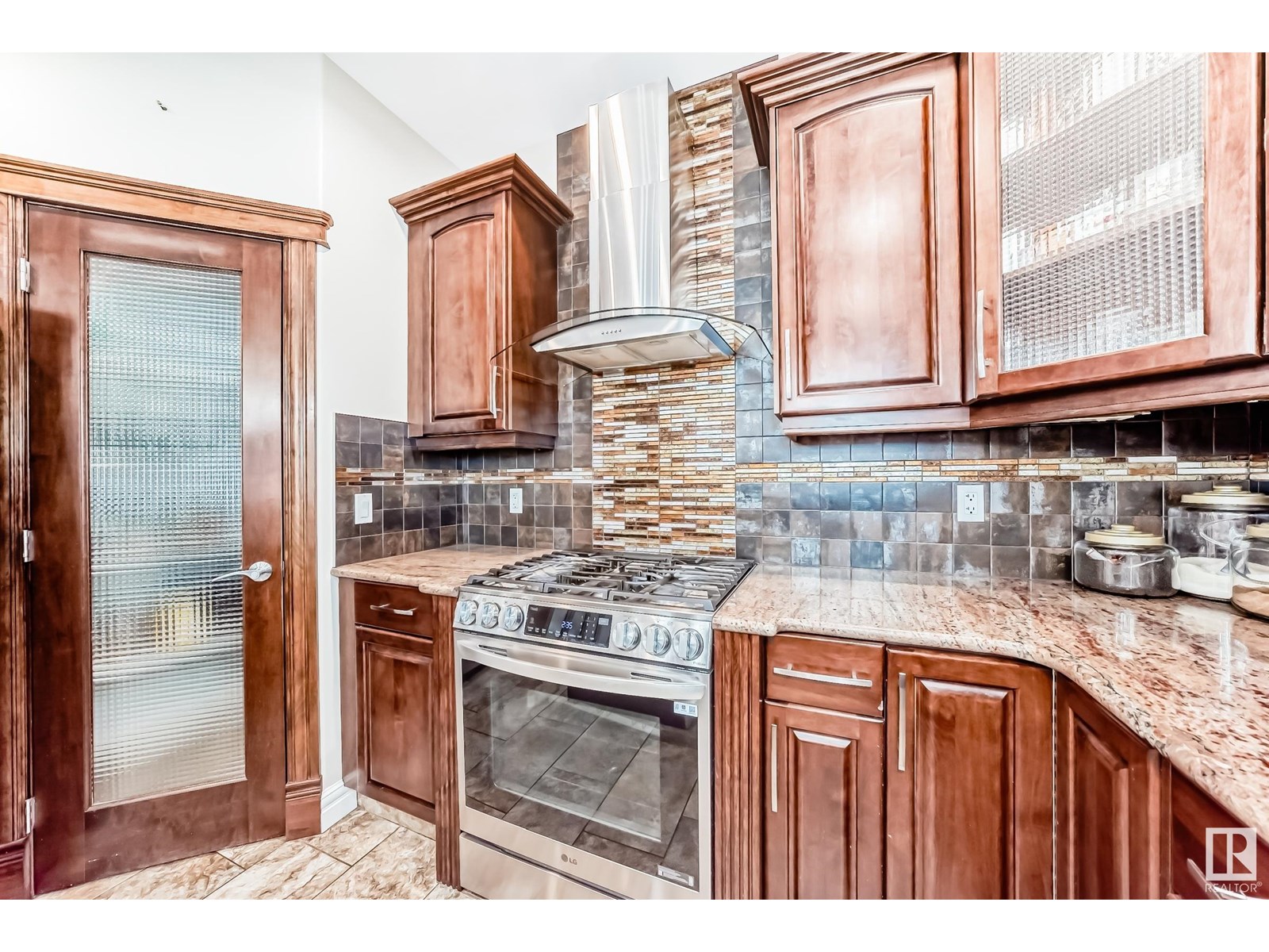49 Loiselle Wy, St. Albert, Alberta  T8N 3C4 - Photo 17 - E4449160