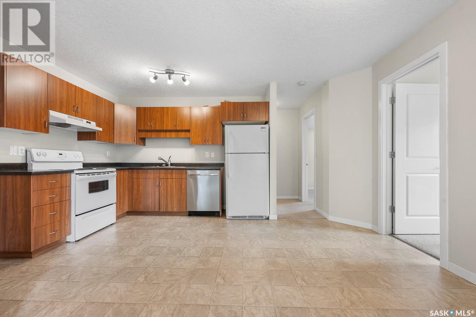122 5059 James Hill Road, Regina, Saskatchewan  S4W 0B9 - Photo 7 - SK013422