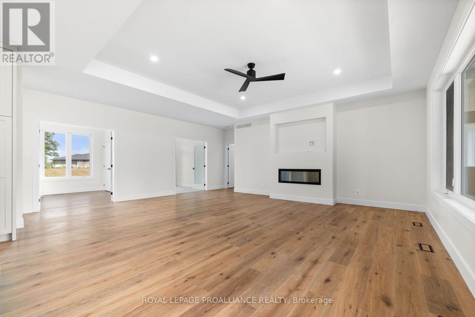 274 Michael's Way, Prince Edward County (Ameliasburgh), Ontario  K0K 1L0 - Photo 11 - X12301871