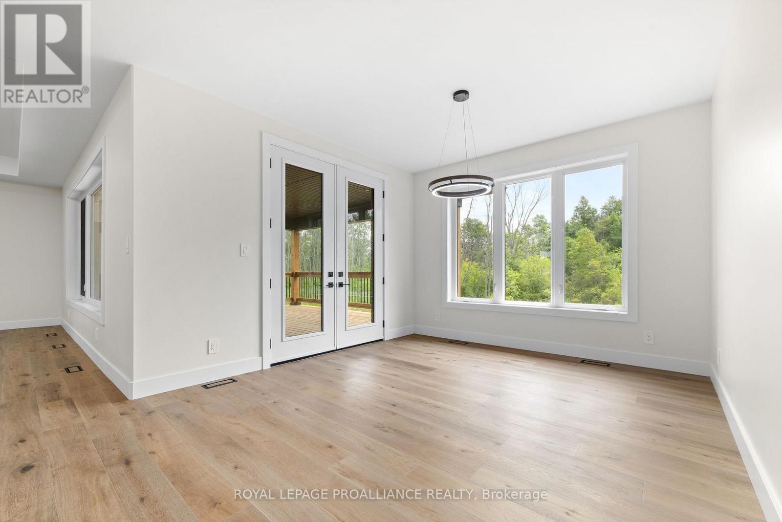 274 Michael's Way, Prince Edward County (Ameliasburgh), Ontario  K0K 1L0 - Photo 12 - X12301871