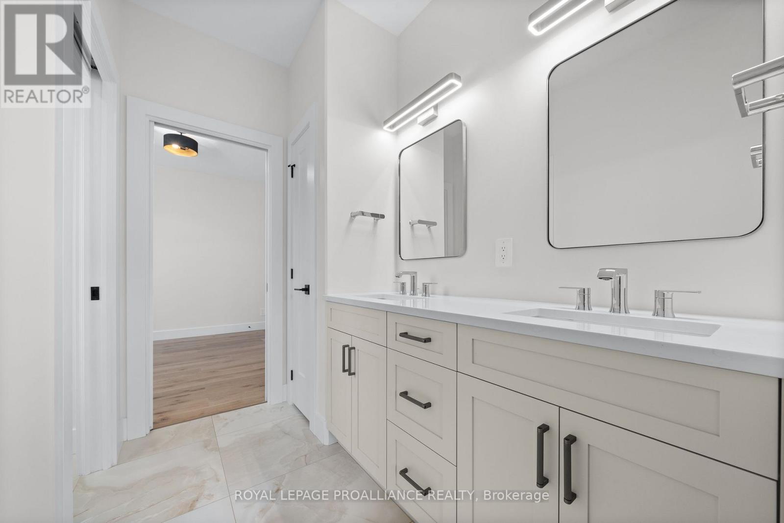 274 Michael's Way, Prince Edward County (Ameliasburgh), Ontario  K0K 1L0 - Photo 27 - X12301871