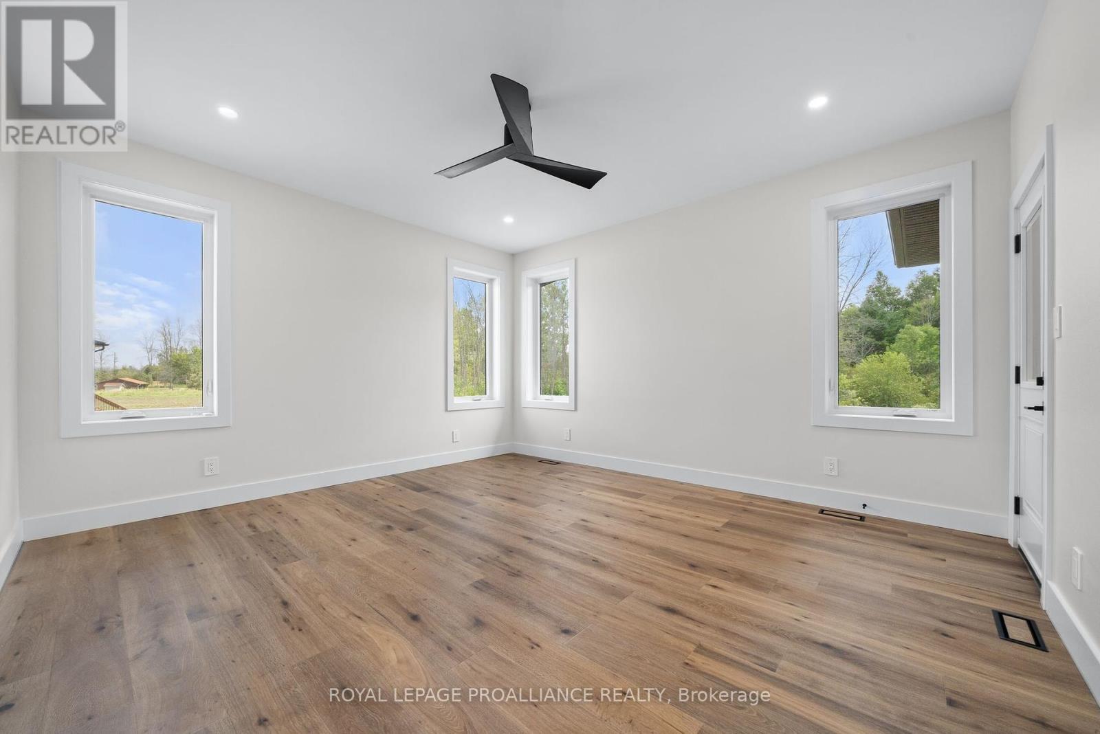 274 Michael's Way, Prince Edward County (Ameliasburgh), Ontario  K0K 1L0 - Photo 29 - X12301871