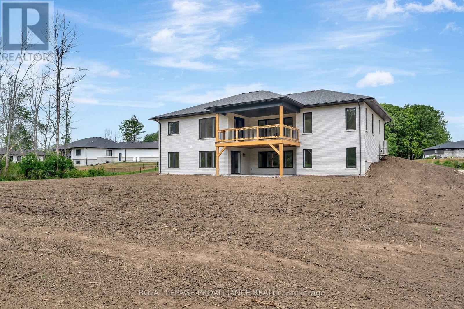 274 Michael's Way, Prince Edward County (Ameliasburgh), Ontario  K0K 1L0 - Photo 47 - X12301871